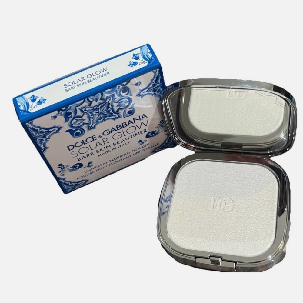 Dolce & Gabbana Limited Edition Blurring Powder - Picture 2 of 2